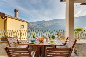 Appartamento con vista Lago di Como e Parcheggio incluso Carate Urio